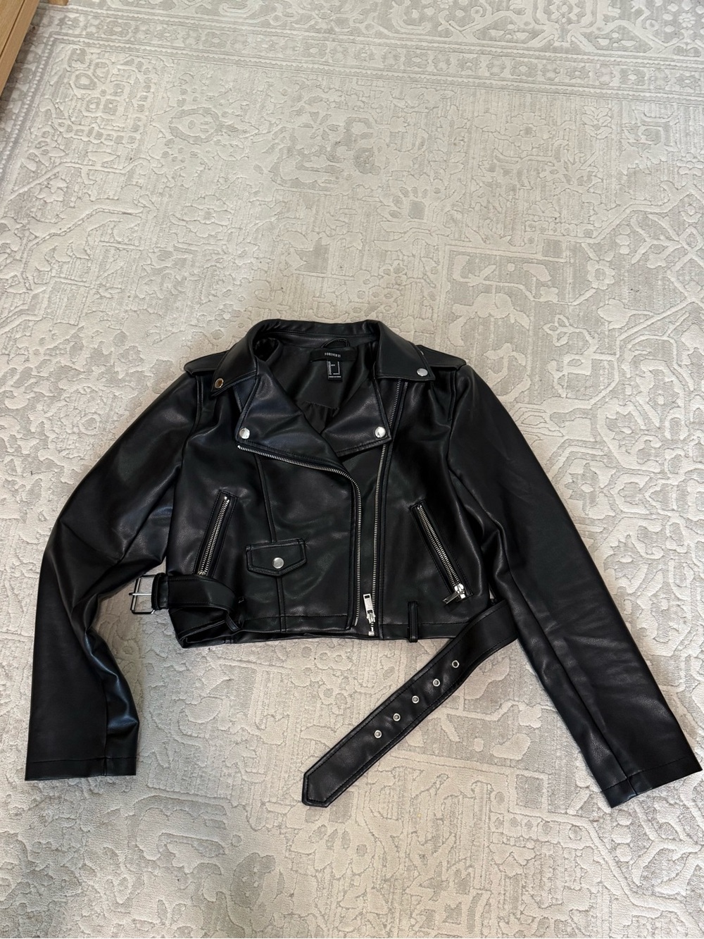 FOREVER 21 Black Faux Leather Moto Jacket - Women